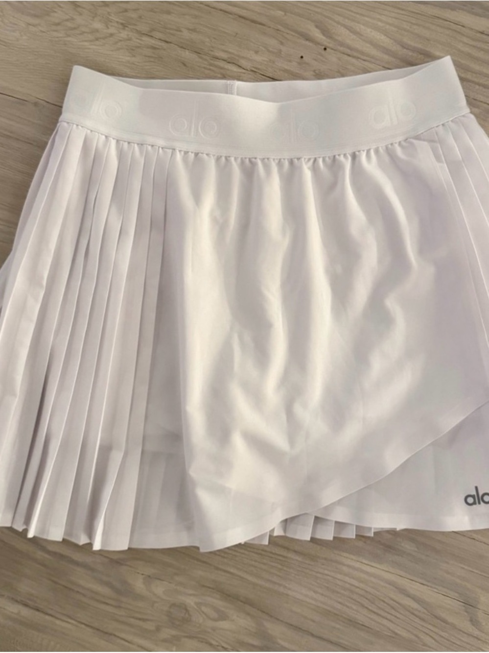 ALO Yoga White Pleated Circle Skirt